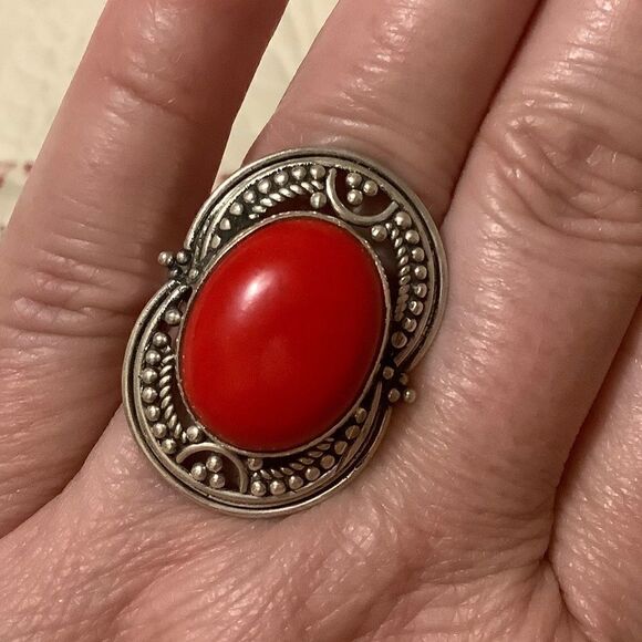 STERLING SILVER 925 RED CORAL WOMAN RING SIZE US 8​ - Picture 1 of 8